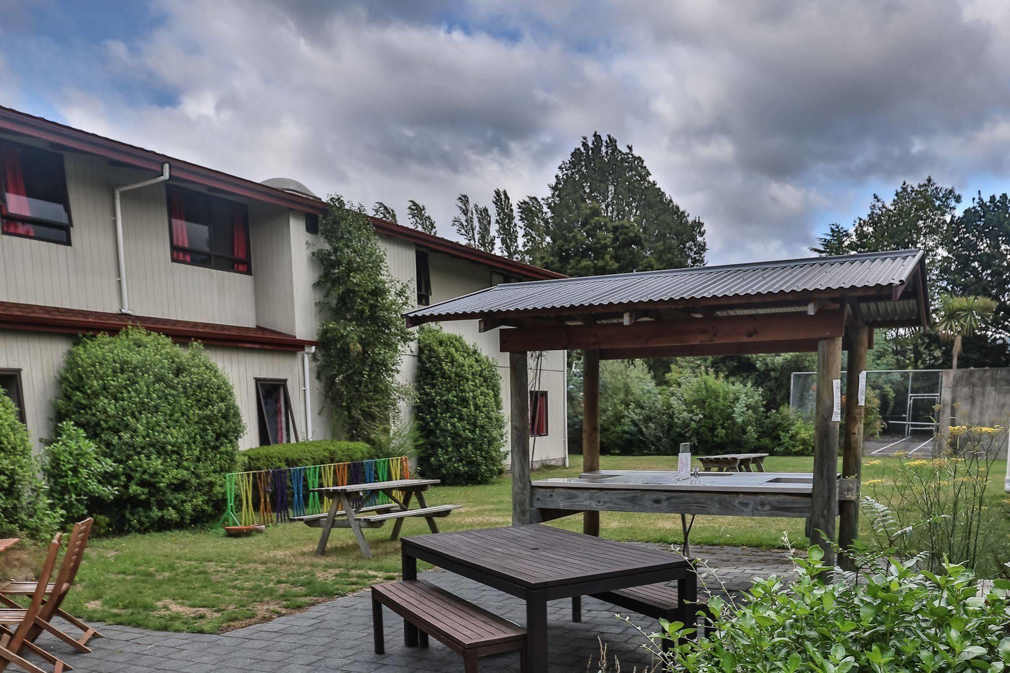 Albergue Yha Te Anau Exterior foto